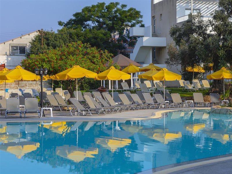 梅菲尔花园公寓 Paphos 外观 照片