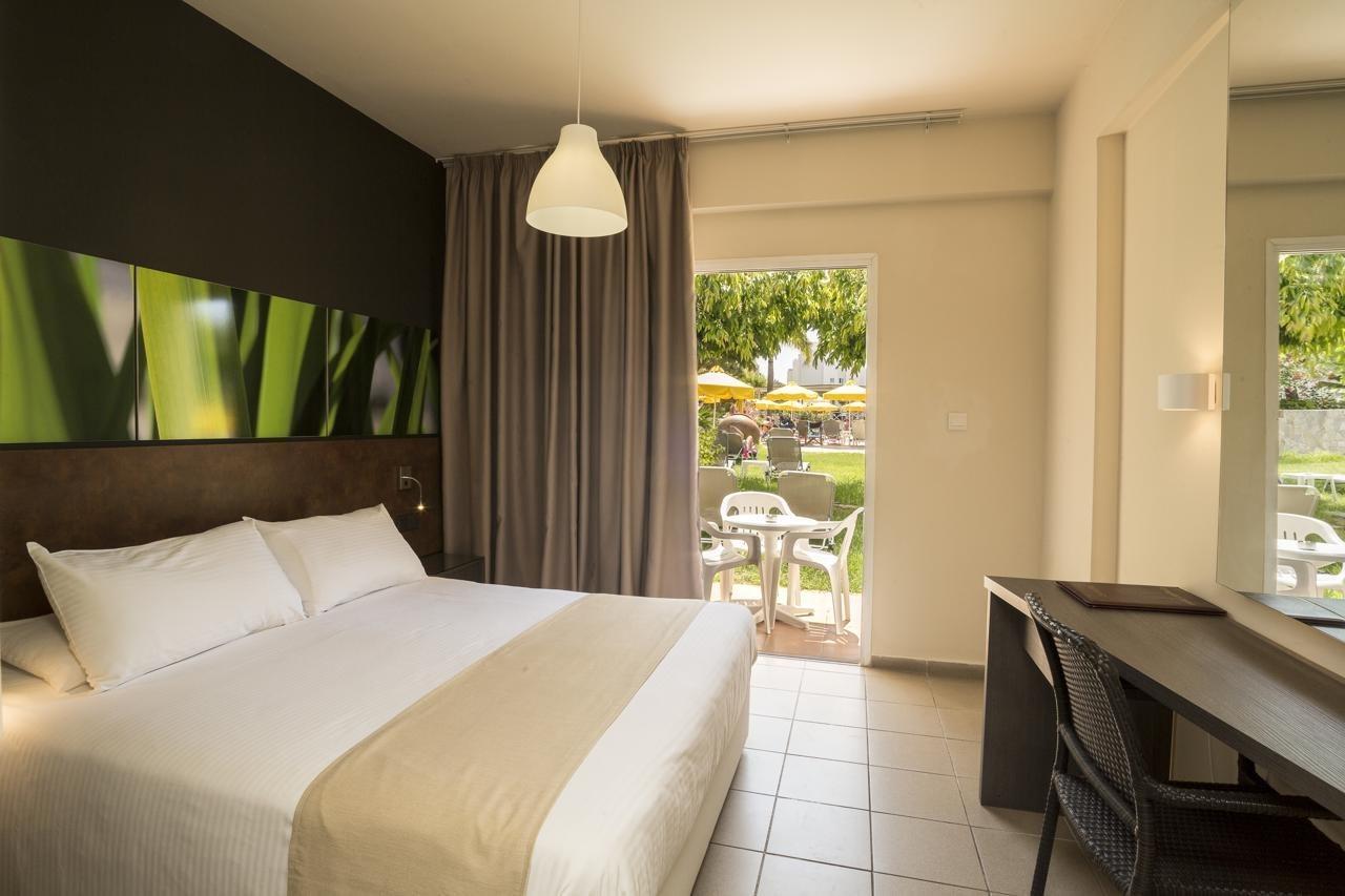 梅菲尔花园公寓 Paphos 外观 照片